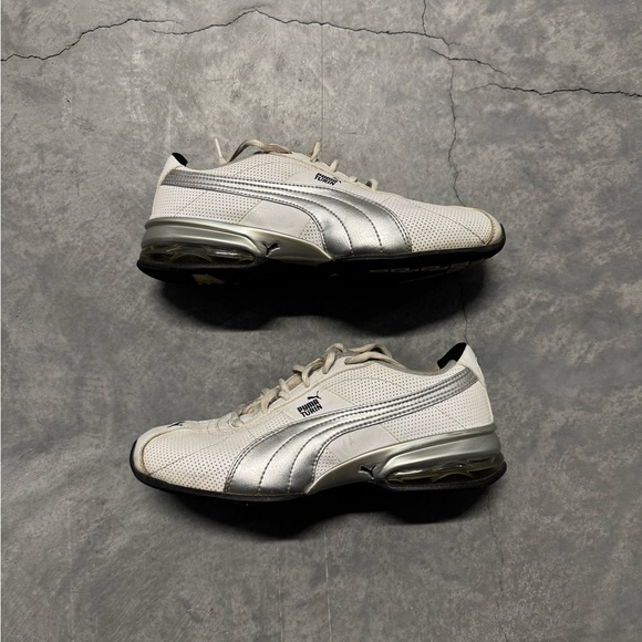 Vintage Puma women's White and Gray Sneakers - Picture 2 of 7